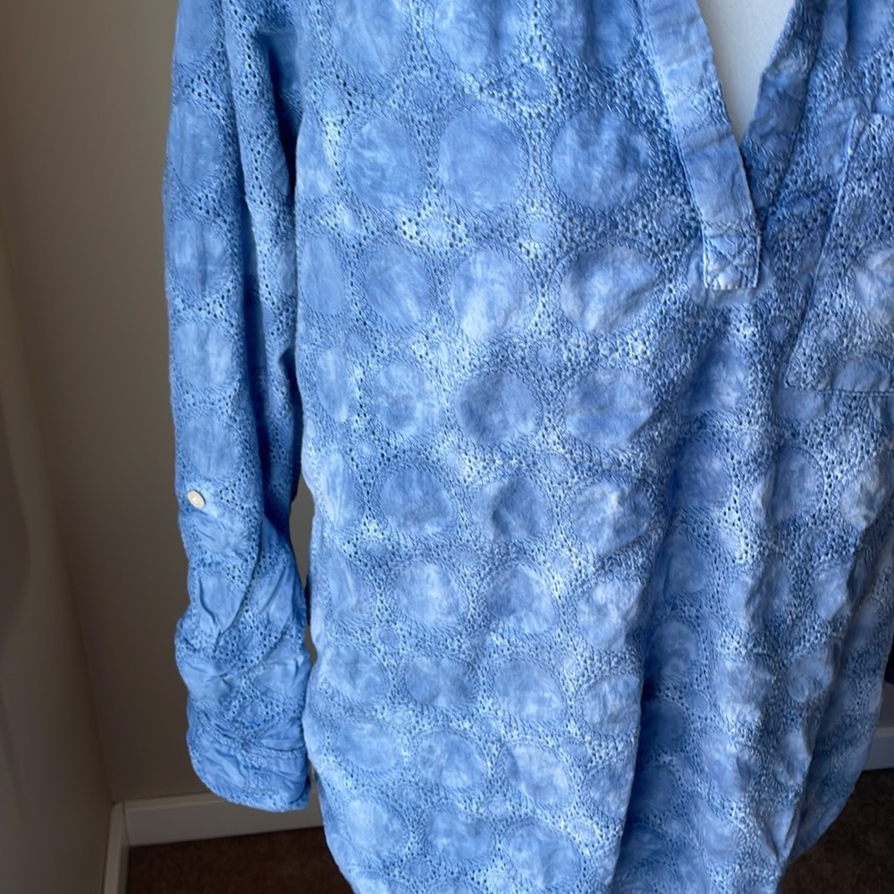 Nine West Jeans Blue Embroidered Boho Popover Blouse Top Medium Cotton - Picture 4 of 8